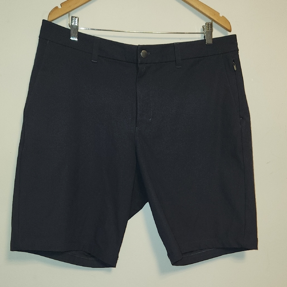 Lululemon ABC Performance Five Pockets Shorts Charcoal Gray Size 36 Mens